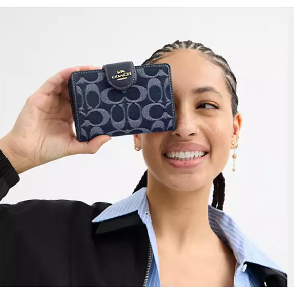 Coach Medium Corner Zip Wallet In Signature Denim CZ344 NWT - Picture 5 of 8